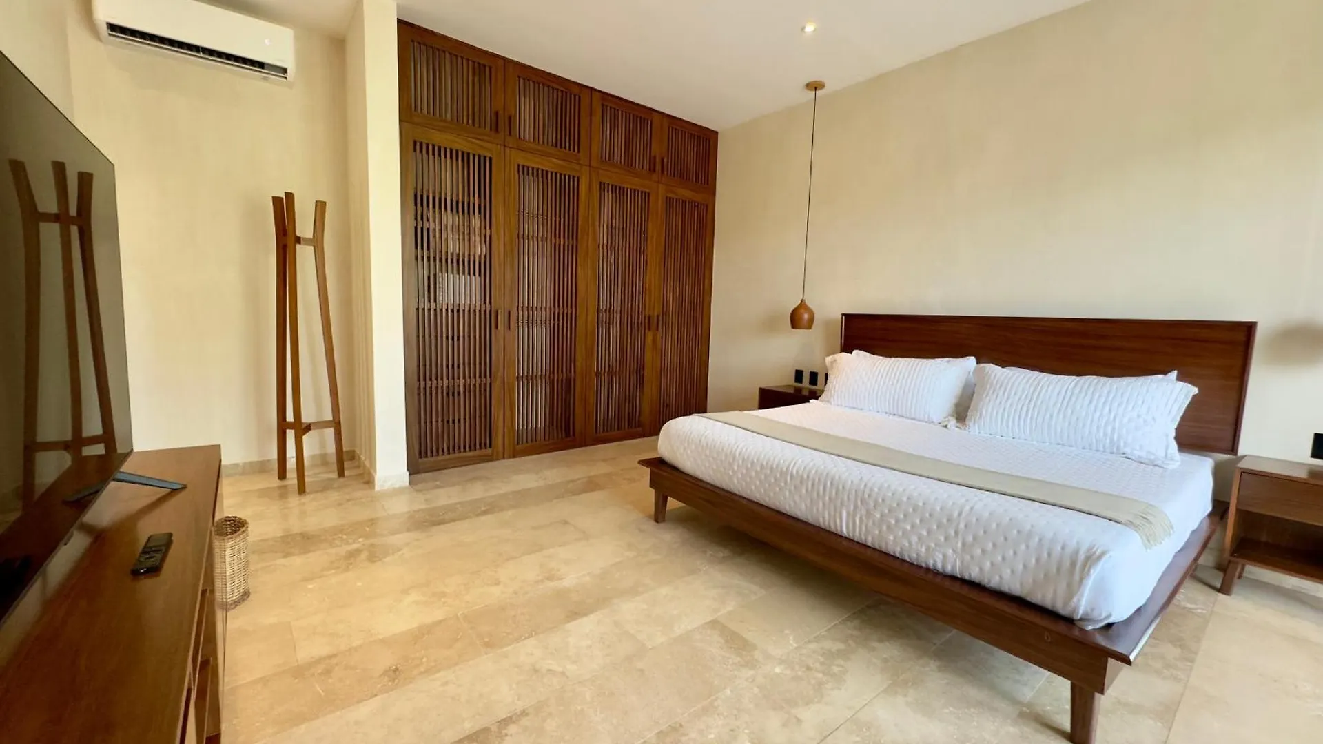 Casa Laak, Luxury Villa, 5 Bedroom 7 Bt, Heated Pool Tulum 0*,  Mexico