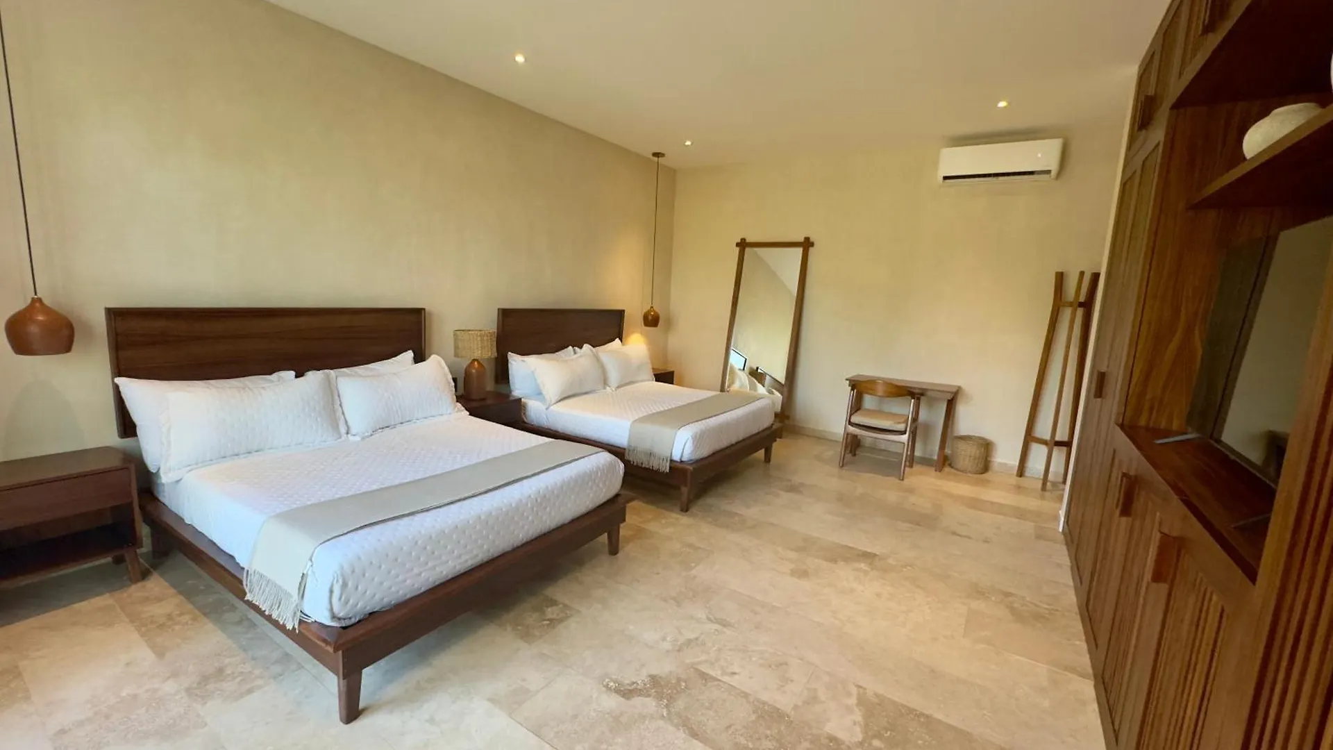 Casa Laak, Luxury Villa, 5 Bedroom 7 Bt, Heated Pool Tulum