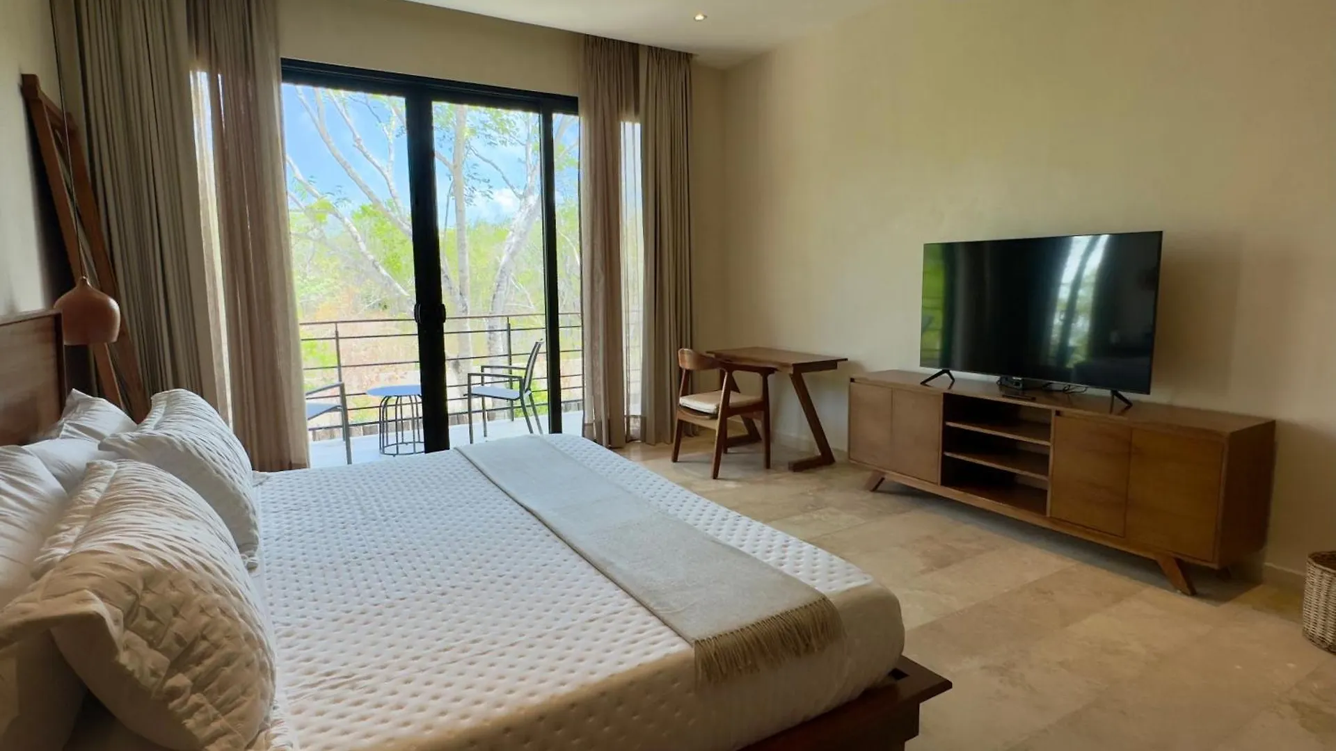 Villa Casa Laak, Luxury Villa, 5 Bedroom 7 Bt, Heated Pool Tulum