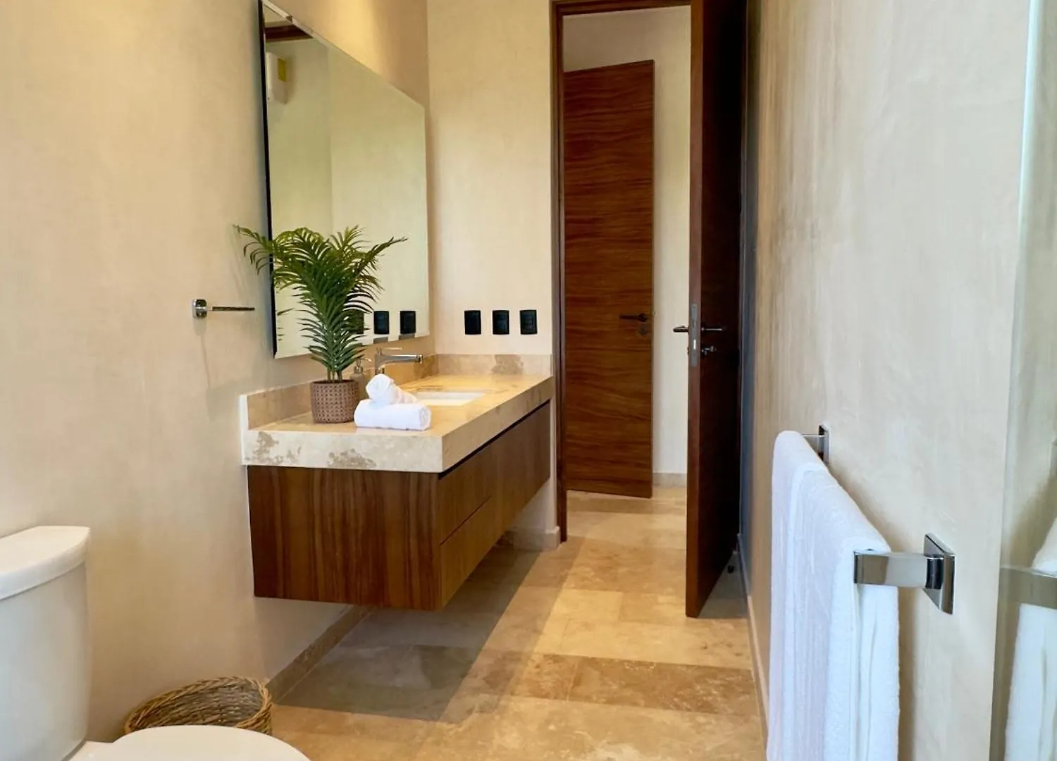 Villa Casa Laak, Luxury Villa, 5 Bedroom 7 Bt, Heated Pool Tulum