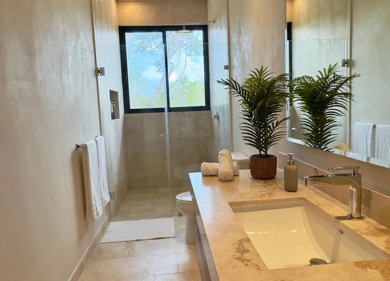 Villa Casa Laak, Luxury Villa, 5 Bedroom 7 Bt, Heated Pool Tulum
