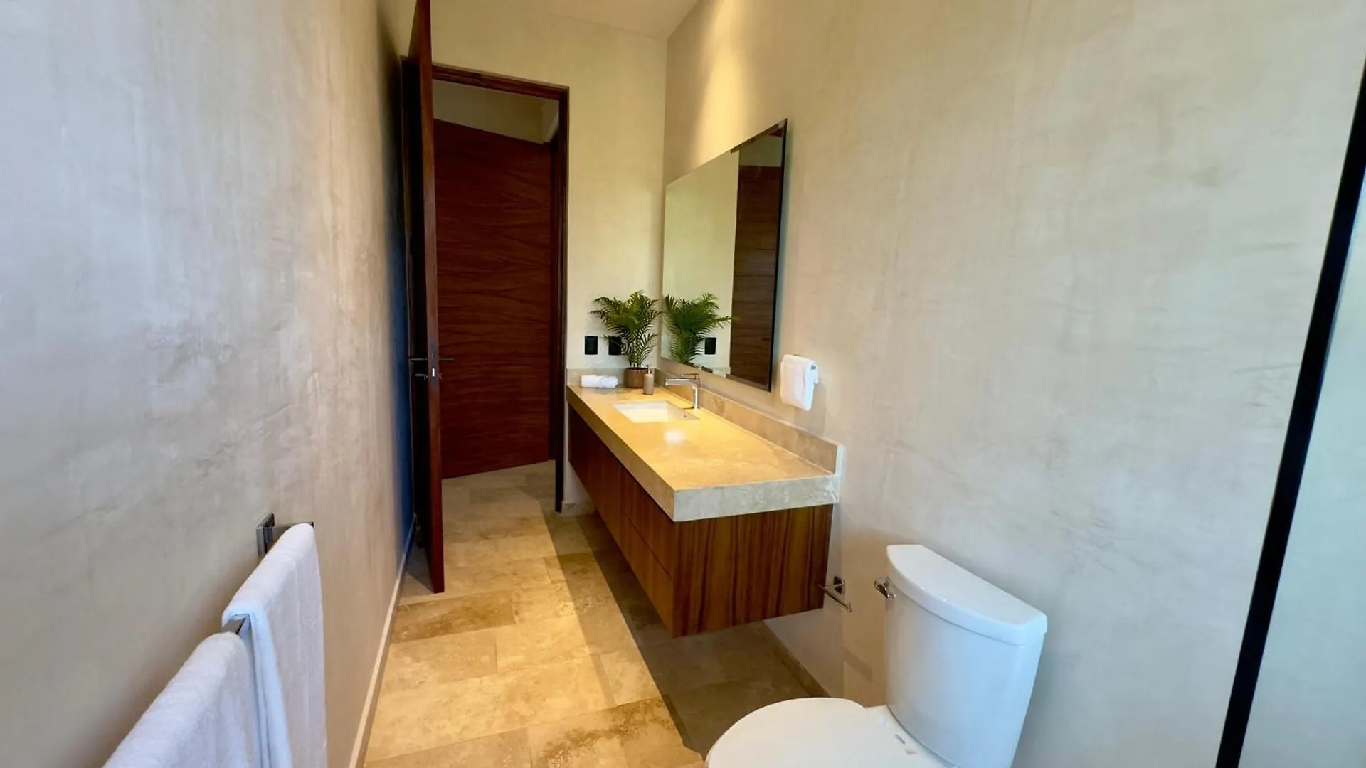Casa Laak, Luxury Villa, 5 Bedroom 7 Bt, Heated Pool Tulum