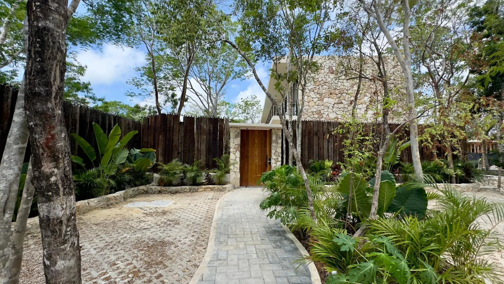 Casa Laak, Luxury Villa, 5 Bedroom 7 Bt, Heated Pool Tulum Villa