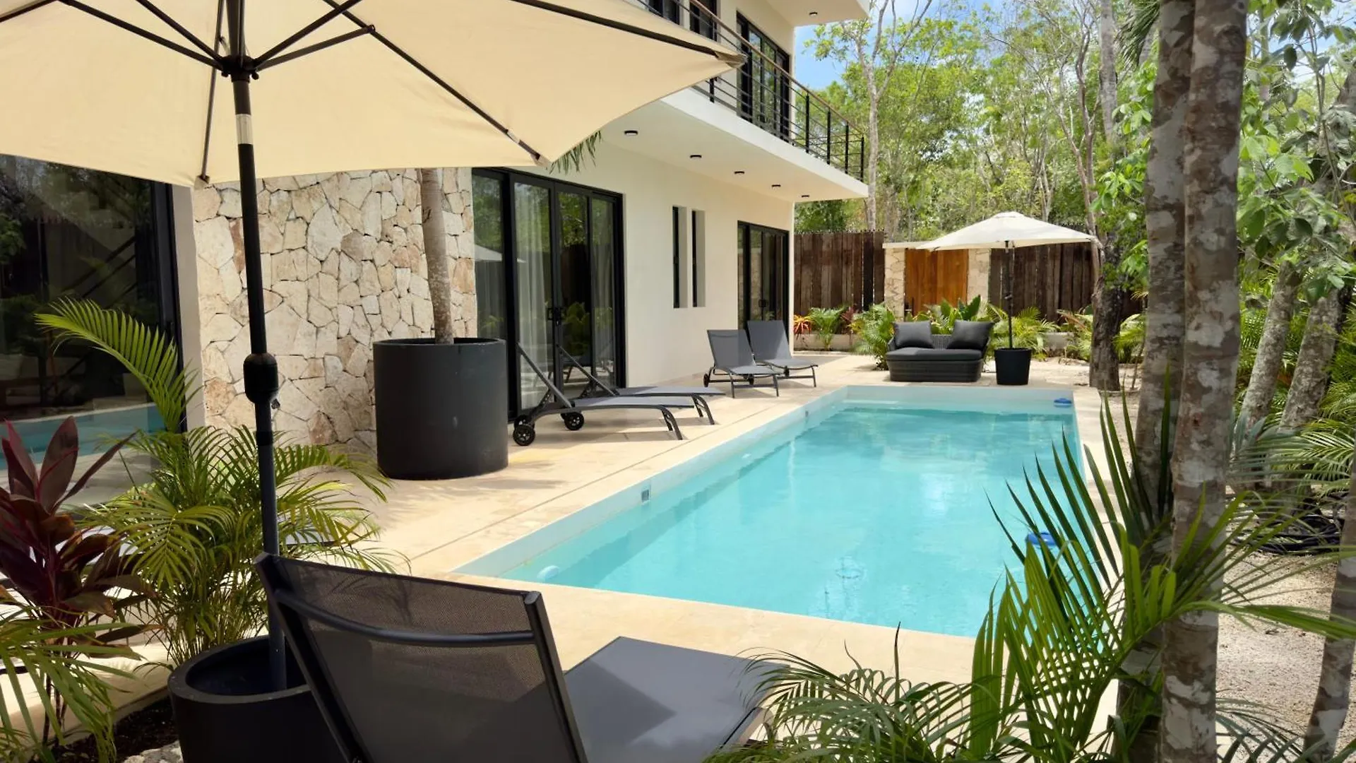 Casa Laak, Luxury Villa, 5 Bedroom 7 Bt, Heated Pool Tulum
